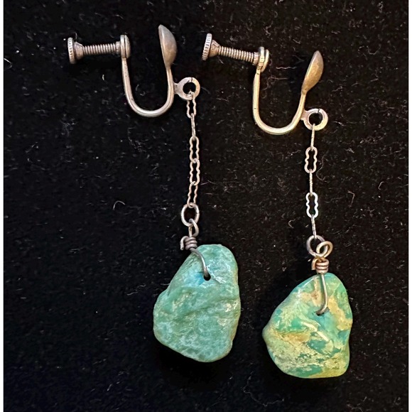 Jewelry - 1940's Sterling Silver & Turquoise screw back Earrings